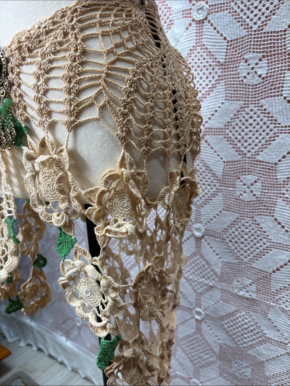 Crochet Floral Boho Hip Scarf Belt with Brooch - Picture 4 of 11